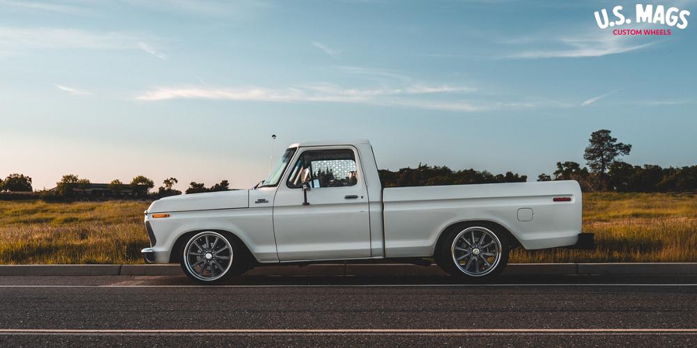 Ford F-100